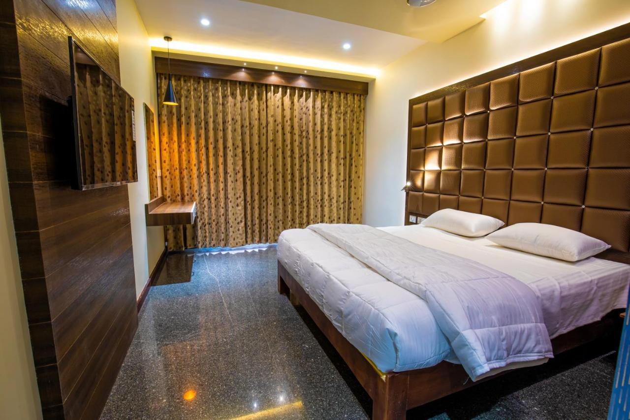 Hotel Vijayarani Tiruchirappalli Extérieur photo